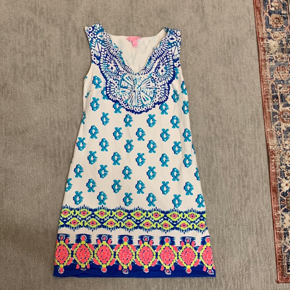 Lilly Pulitzer Patterned Dress Size Small - Super comfy!